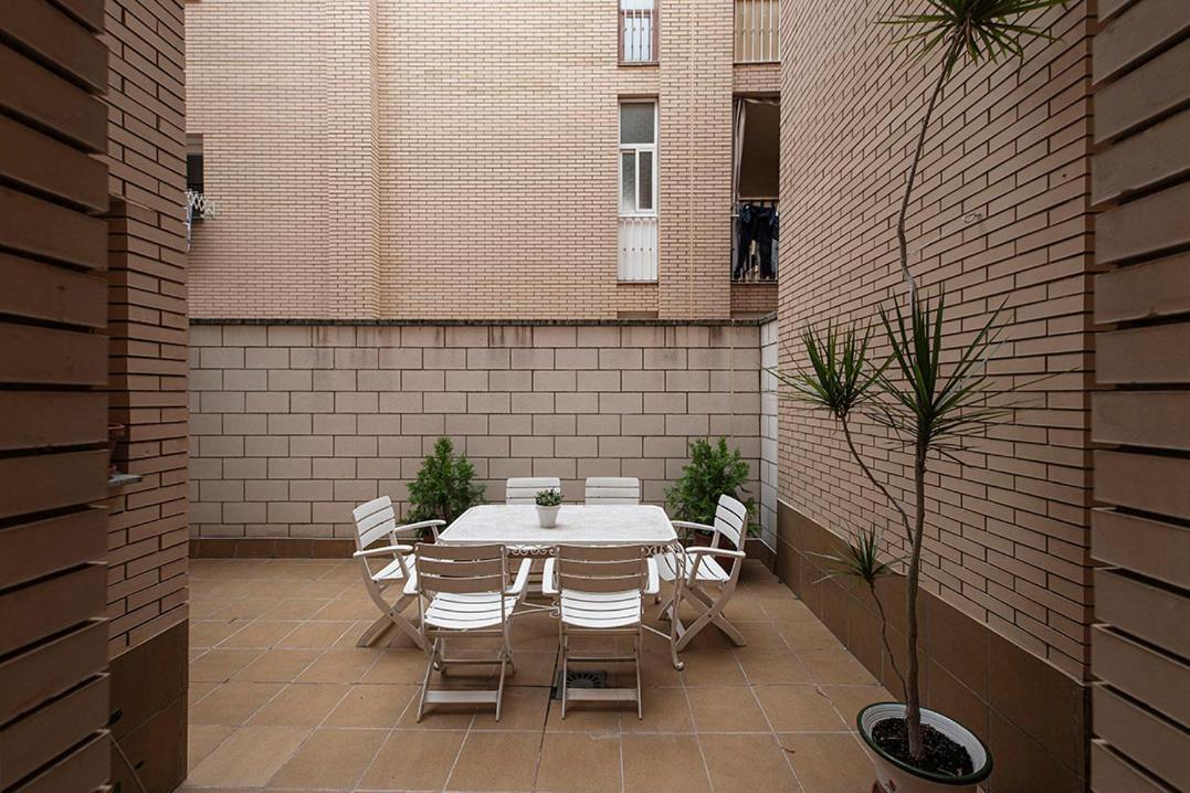 Apartamento Tibula Sur Parking เมรีดา ภายนอก รูปภาพ